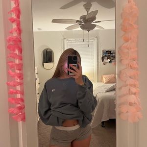 Green/blue crew neck